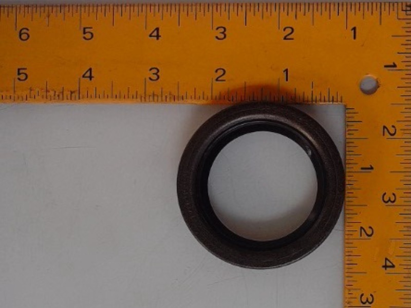 AM878T OIL SEAL made to fit JOHN DEERE Price 27.51