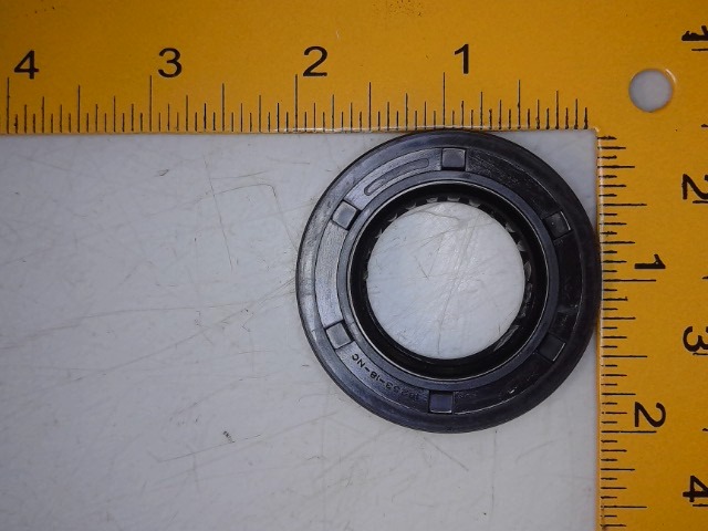 123093 SEAL made to fit GEHL MANITOU | Price: $7.93